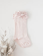 Load image into Gallery viewer, Chloe Luxe Cable Knit Socks With Bows - Marshmallow