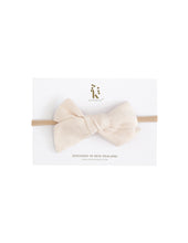 Load image into Gallery viewer, Skylah Pinwheel Linen Bow - Cookie Dough